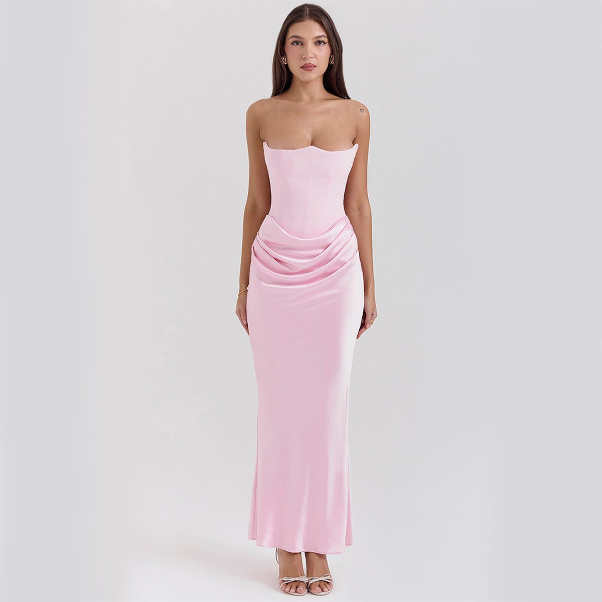 Robe de soirée « Ombre Nue » – Chic & Subtilement Provocante