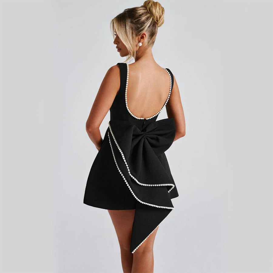 Robe de soirée « Céleste » – Perles Délicates, Dos Nu, Charme Raffiné
