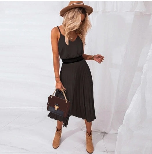 Robe d’Été « Lueur Fine » – Fluide & Col V