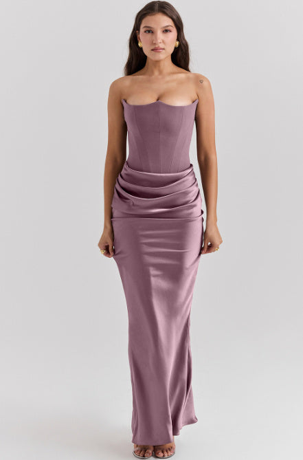 Robe de soirée « Ombre Nue » – Chic & Subtilement Provocante