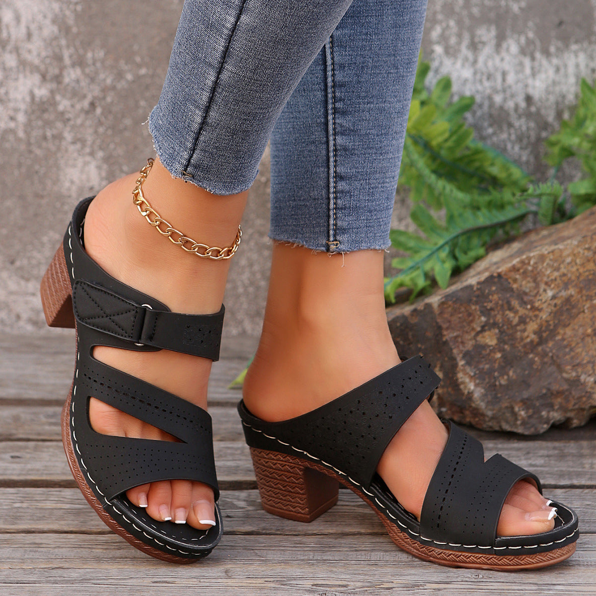 Sandales « Mila » – Classiques & Audacieuses