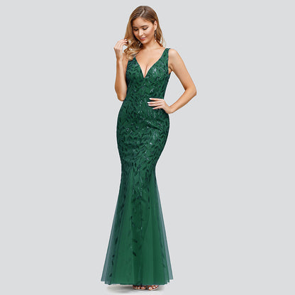 Robe de soirée « Reine de Minuit » – Fendue & Magnétique
