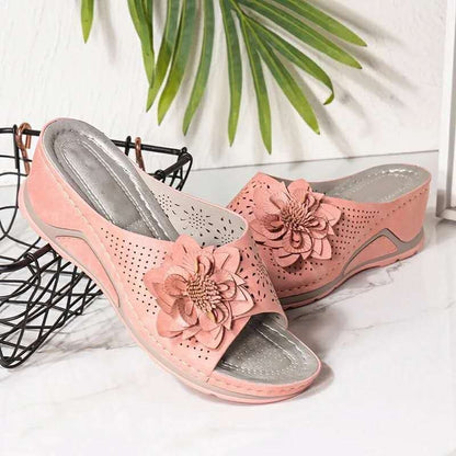 Retro Hollow Flower Heightening Sandals