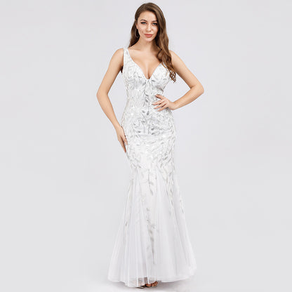 Robe de soirée « Reine de Minuit » – Fendue & Magnétique