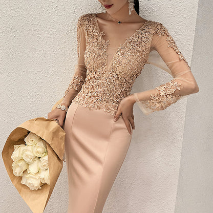 Robe de soirée « L’Impériale » – Prestige & Charisme