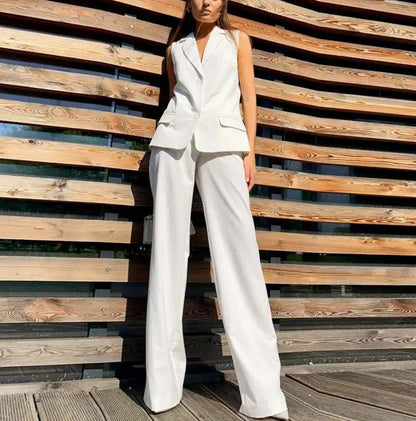 Costume « L’Échappée Libre » – Veste Sans Manches & Pantalon Large, Allure Détendue