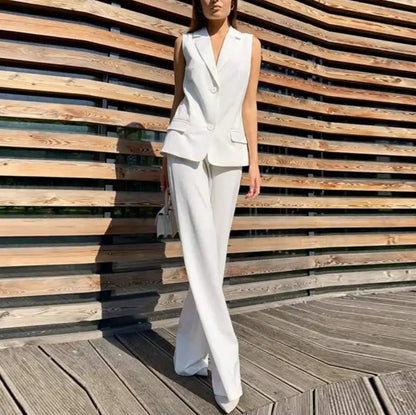 Costume « L’Échappée Libre » – Veste Sans Manches & Pantalon Large, Allure Détendue