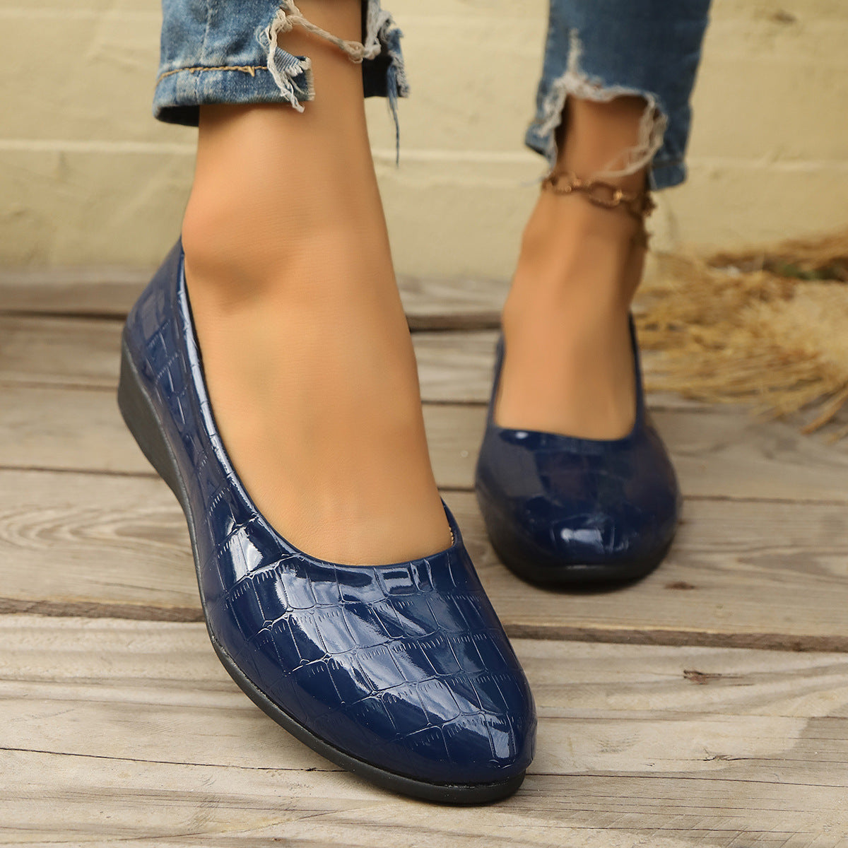 Women's Plus Size Shallow Mouth Solid Color Casual Flat Shoes